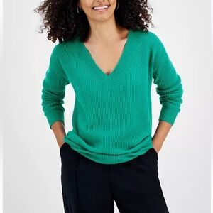 NWT Charter Club 100% Cashmere Green Pullover Sweater